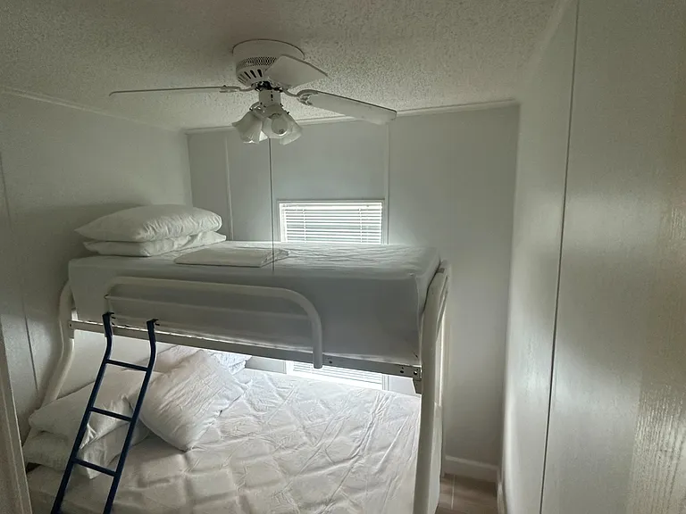 756 Michael Dr — Photo 10