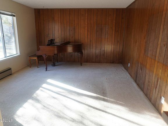 3rd image of 1430 Glenwood Dr