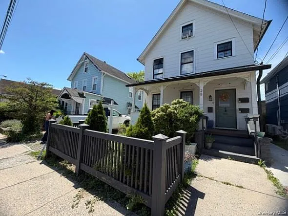 28 Bridge St #2 — Photo 3