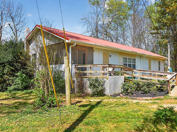 4th image of 130 Hankins Rd #1