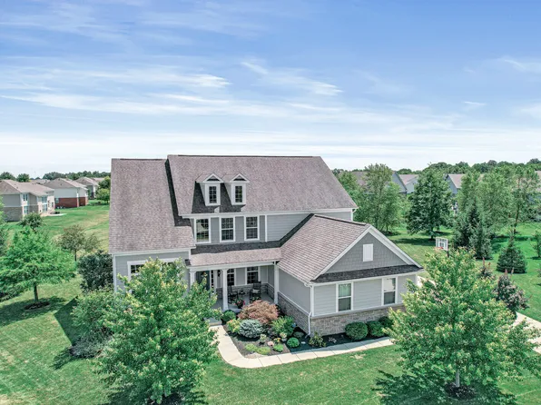 8965 Sandstone Pl, Zionsville, IN 46077