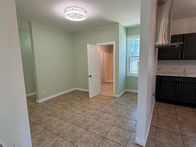 4613 Eugene St #1 — Photo 22