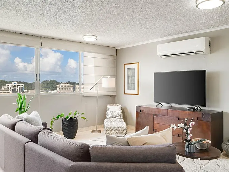 1704 San Patricio #1704 — Photo 6