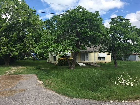 3rd image of 4077 Hwy 69 S