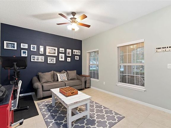 5th image of 2810 Winglewood Cir