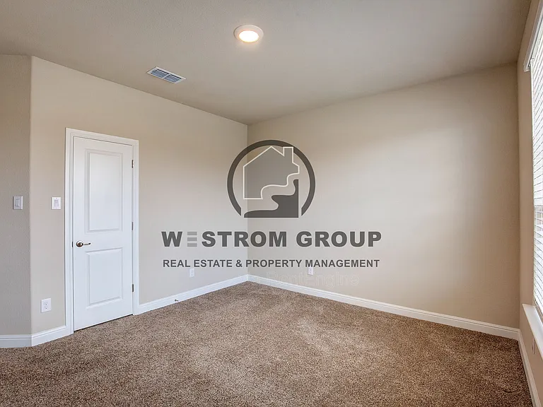 820 Greenford Mnr — Photo 31