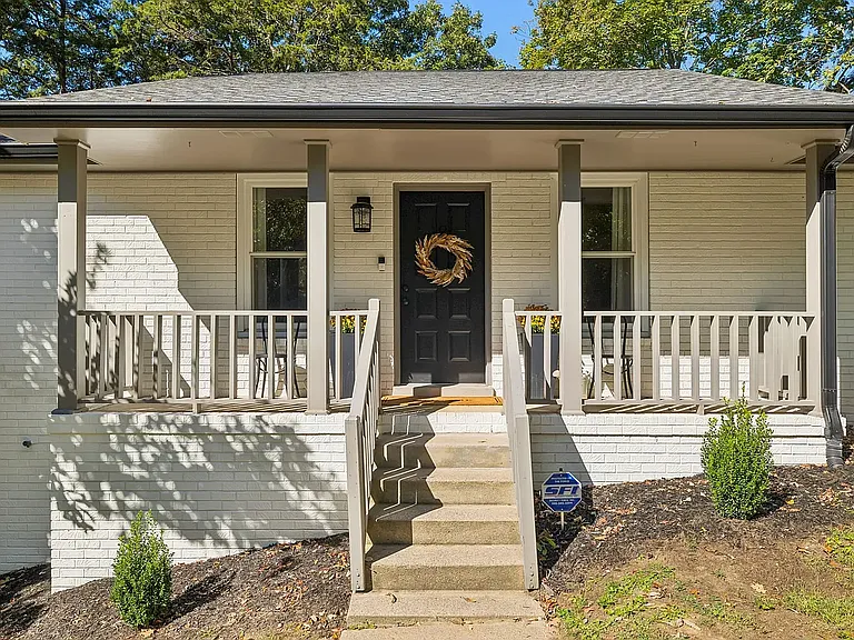 904 Fitzpatrick Rd — Photo 2