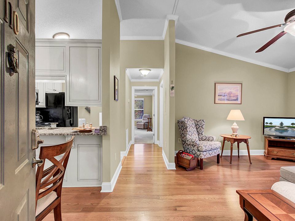 1st image of 188 Midland Pkwy APT 110