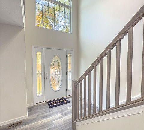 5th image of 196 Dogwood Ln