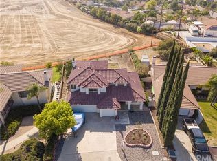 24164 Outrigger Dr, Canyon Lake, CA 92587