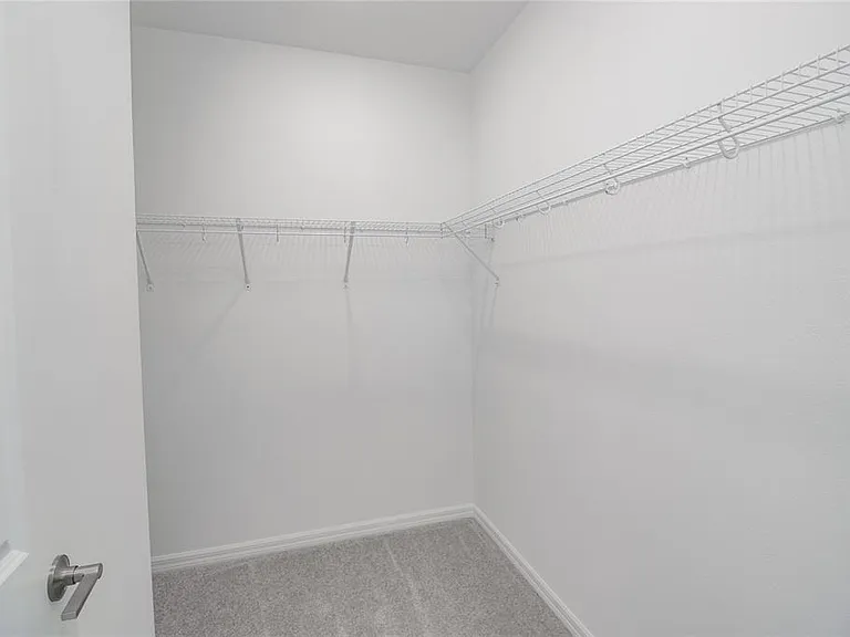2068 Babbling Brook Blvd — Photo 13