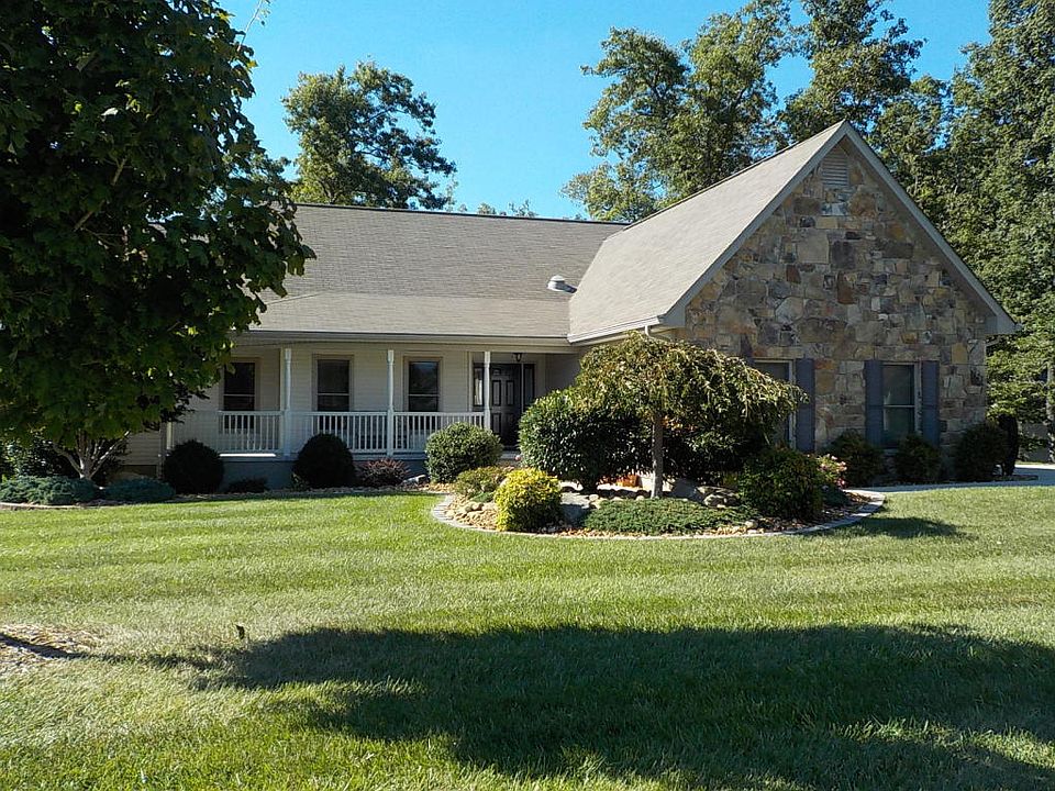 1st image of 121 Northridge Dr
