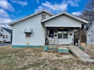 713 Falling Springs Rd, Cahokia, IL 62206