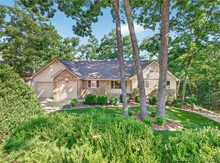 1859 Imperial Point Dr, Four Seasons, MO 65049