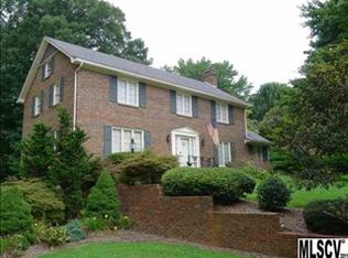 715 3rd Ave NE, Conover, NC 28613