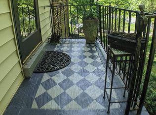 627 Woodhaven Dr, Burlington, NC 27217