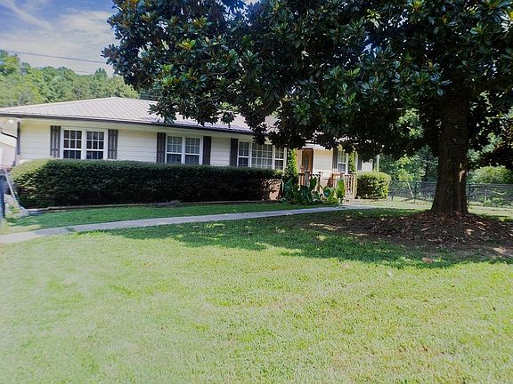 3rd image of 2555 Shady Grove Rd