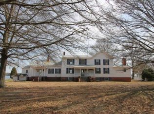 365 The Long Ln, Mobjack, VA 23056