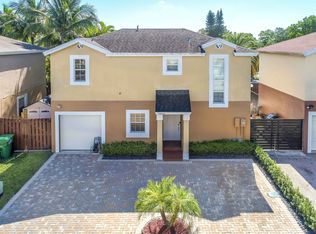 14722 SW 90th Ter, Miami, FL 33196