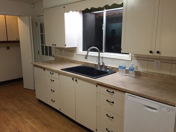 new dishwasher and stove, newer refridge