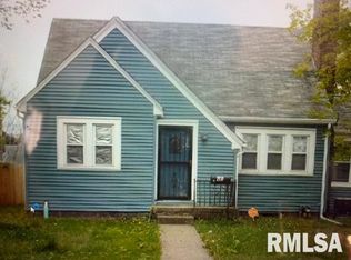 2733 Whitewood Ave, Davenport, IA 52802
