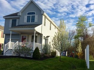 25 Calla Lily Ln, Wells, ME 04090
