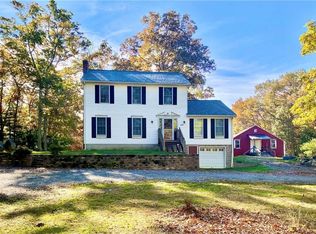 509 Perry Hill Rd, Coventry, RI 02816