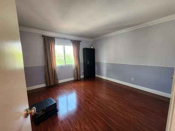 (undisclosed Address), Oceanside, CA 92057