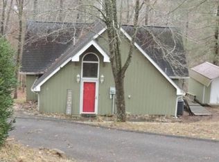 124 E Woodland Ct, La Follette, TN 37766