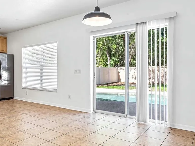 16013 Stags Leap Dr — Photo 11