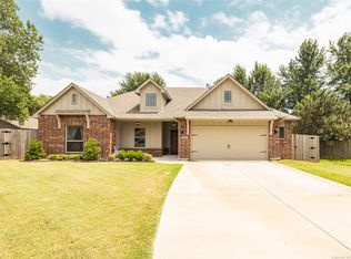 1301 N Ironwood Ave, Broken Arrow, OK 74012