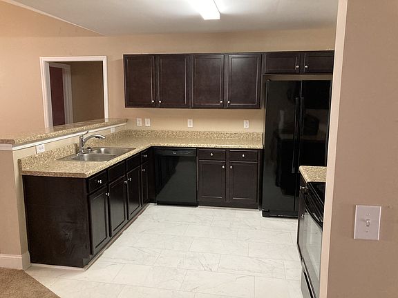 3rd image of 1660 Antebellum Dr