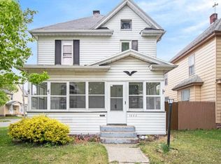 1056 Woodward Ave, South Bend, IN 46616