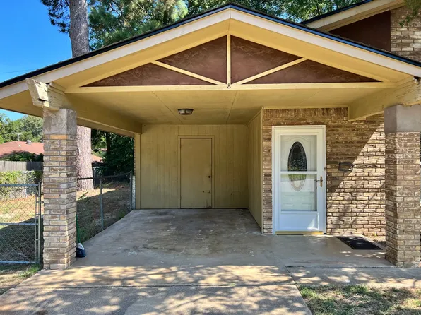 304 Campbell St, White Oak, TX 75693