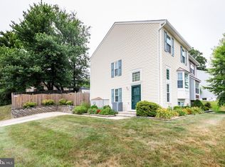 985 Boxwood Dr, Hampstead, MD 21074