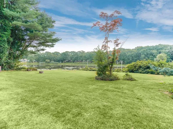 4 Lake Drive, Middle Island, NY 11953