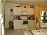 3rd image of 372 Parkdale Blvd