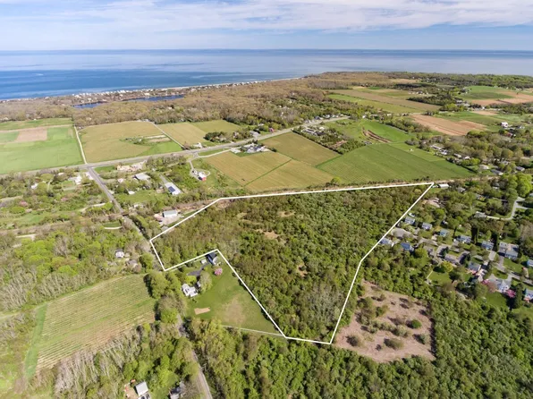 2340 Ackerly Pond, Southold, NY 11971