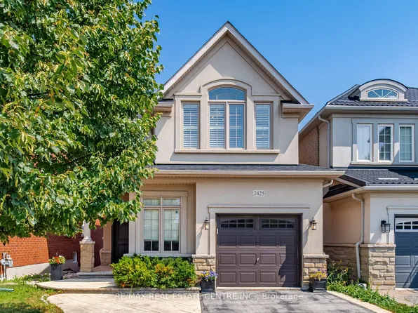 2425 Quetico Cres, Oakville, ON L6M 0R4