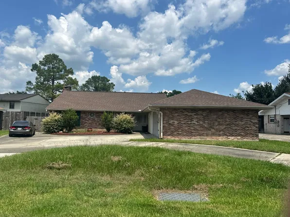 222 Ole Colony Rd, Lafayette, LA 70506