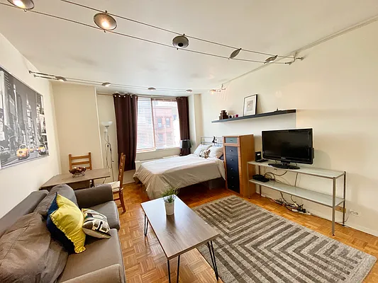 Rented by Direct Properties New York | media 77