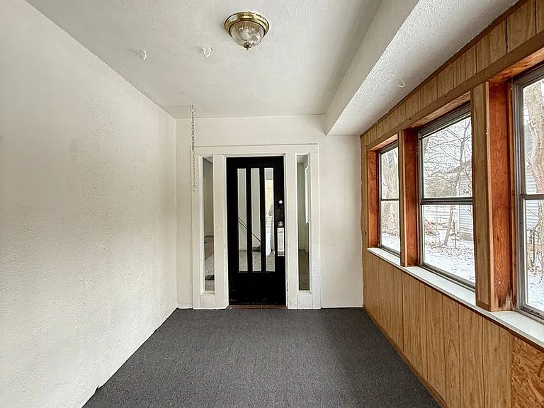 1707 Meharry St — Photo 2
