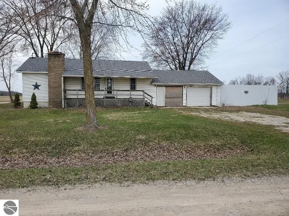 2979 E Denver Rd, Rosebush, MI 48878