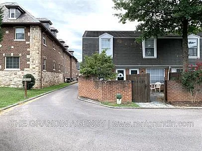 1801 Grandin Rd SW — Photo 27