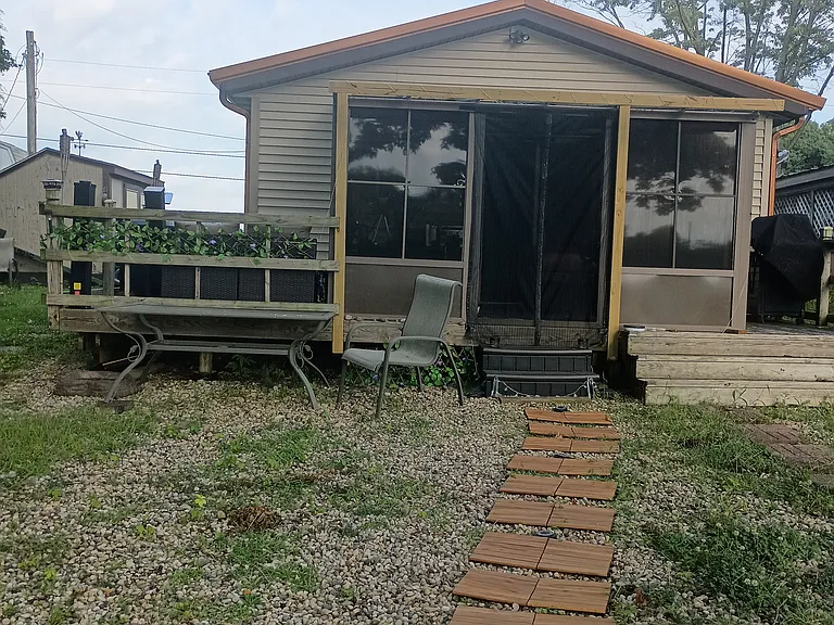 Roland Dr — Photo 1