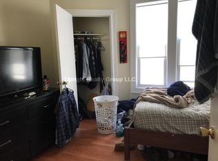 368 Riverway APT 18, Boston, MA 02115