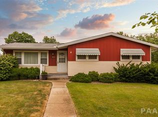 5714 N Hamilton Rd, Peoria, IL 61614