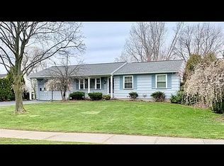 72 Judy Ann Dr, Rochester, NY 14616