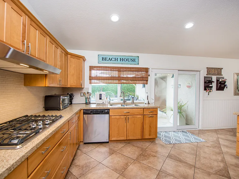 9862 Chance Cir — Photo 12