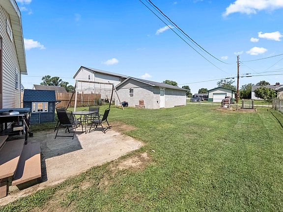 3rd image of 73 Altawood Rd